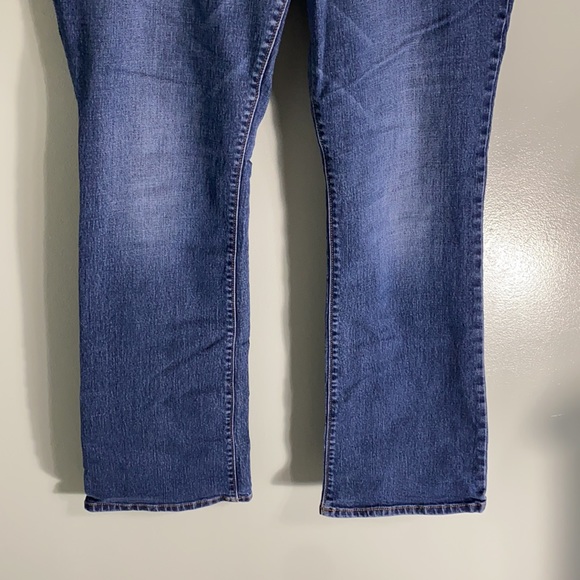 Old navy original mid rise jeans - Picture 6 of 9